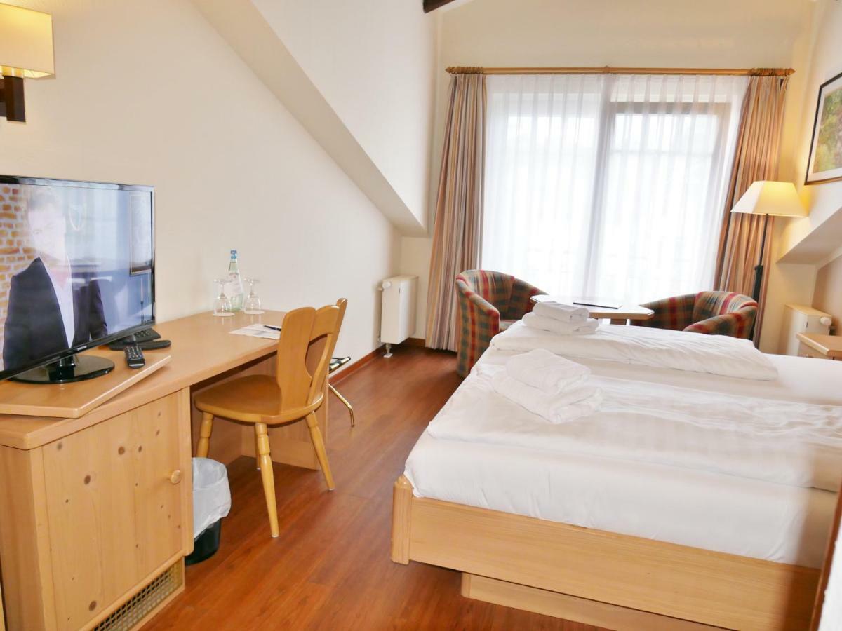 R&R Hotel Strandallee 巴贝 外观 照片